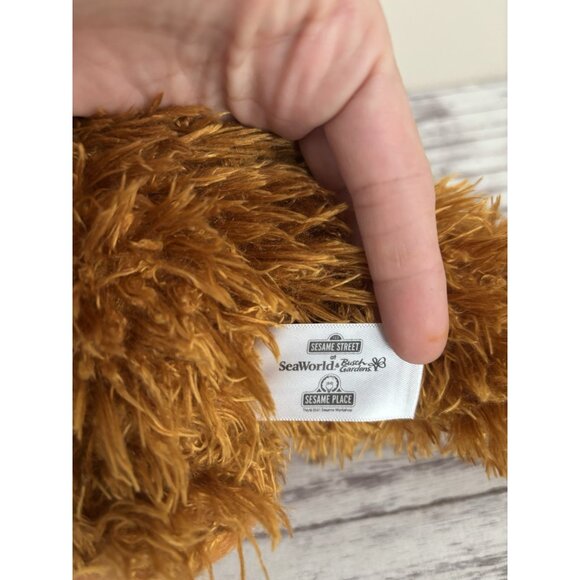 Sesame Street Snuffalufagus Plush 2021 Sea World Collectible 18” Long Snuffy - Picture 5 of 9